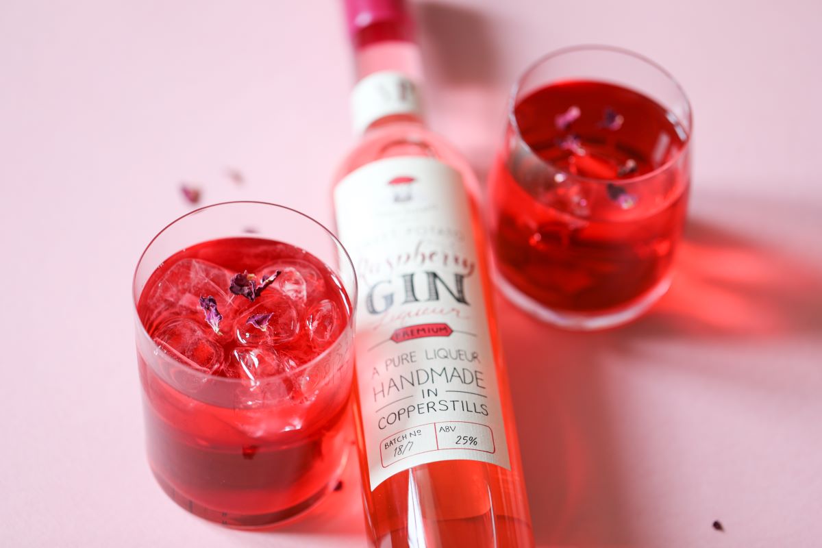 A Guide to Gin Liqueurs and How to Enjoy Them